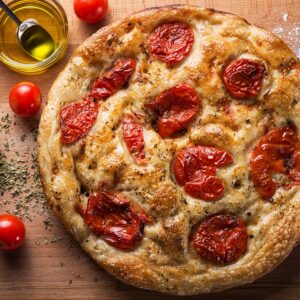 FOCACCIA TOMATES CERISES SEMI-SÉCHÉES ET ASSAISONNÉE